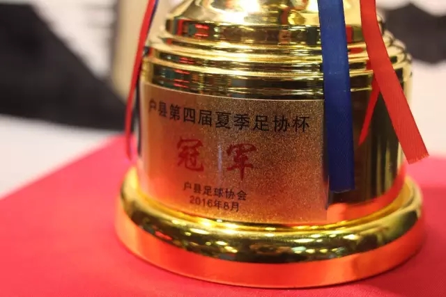 活塞季前赛击败森林狼 杰伦-杜伦表现出色